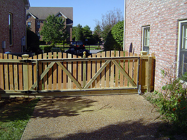 Bryan Fences (615) 977-1450